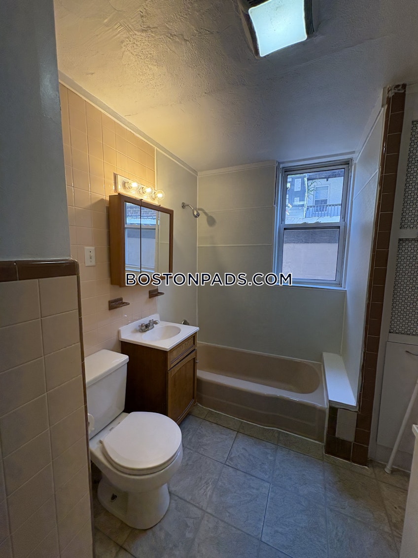 Brookline - $3,245+ /month