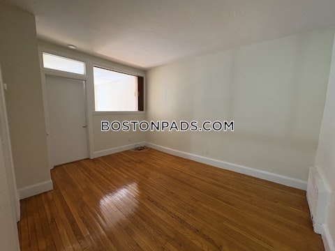 Lancaster Ter. Brookline photo 3