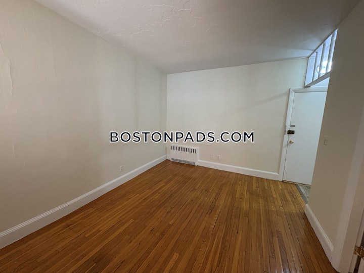 brookline-1-bed-1-bath-brookline-village-2250-6131754 