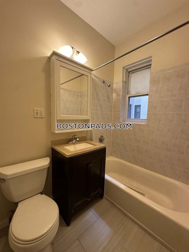 Boston - $3,400+ /mo