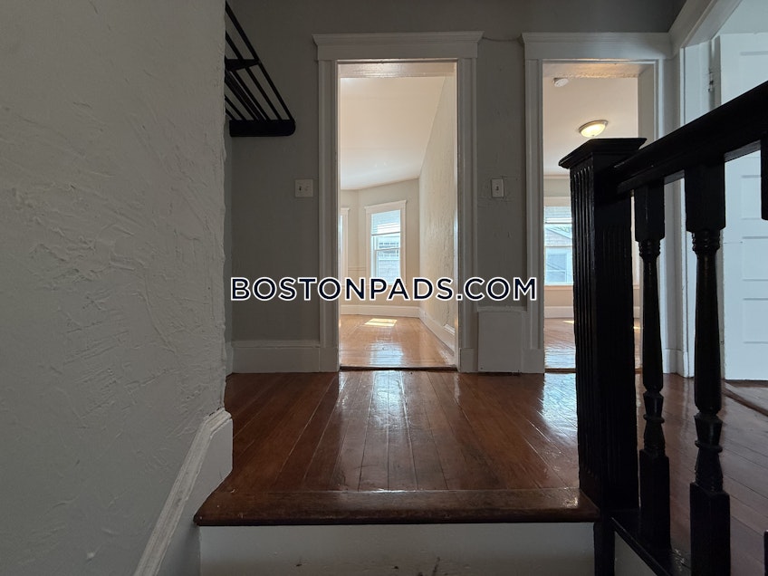 Somerville - $4,750+ /month