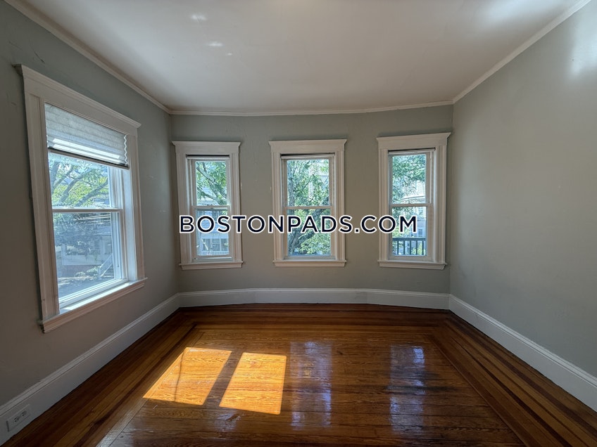 Somerville - $4,750+ /month
