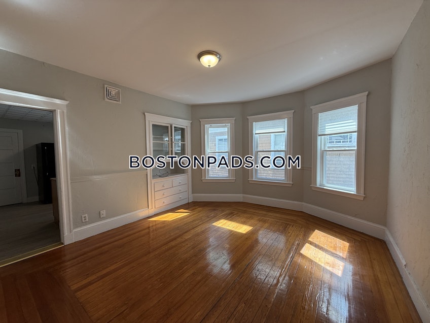 Somerville - $4,750+ /month