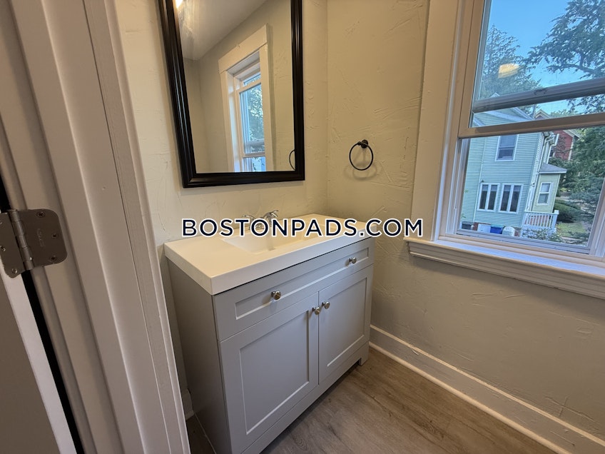 Somerville - $4,750+ /month