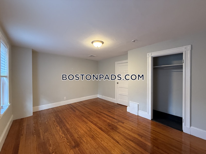 Somerville - $4,750+ /month