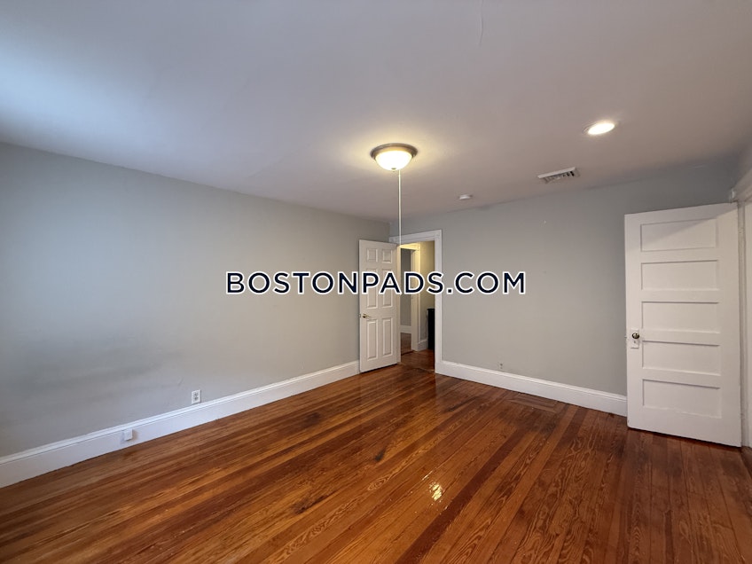 Somerville - $4,750+ /month
