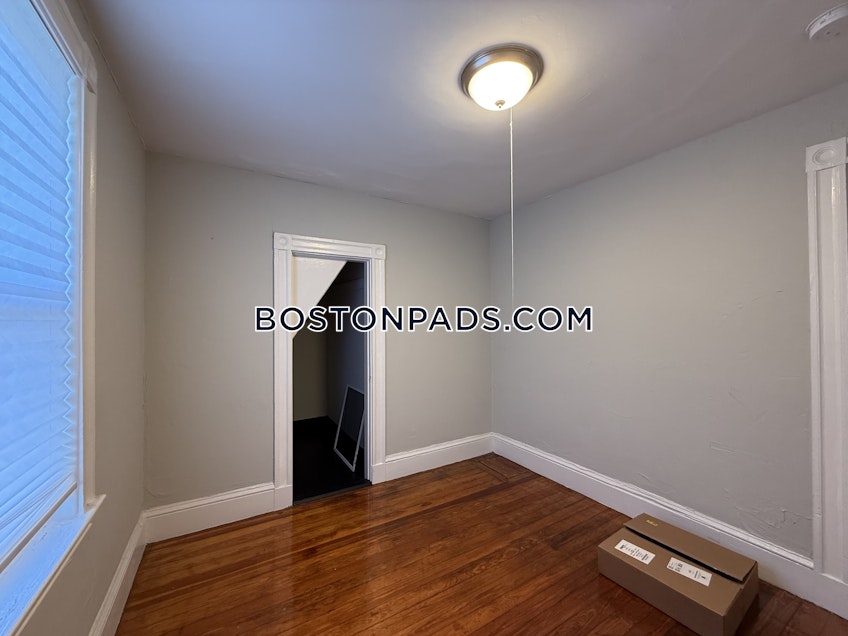 Somerville - $4,750+ /month