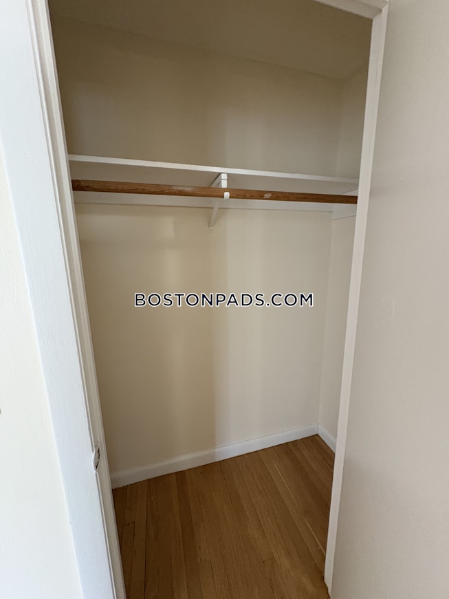 Cambridge - $2,075+ /mo