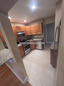 Brookline 4 Beds 2 Baths  Boston University - $6,395 No Fee