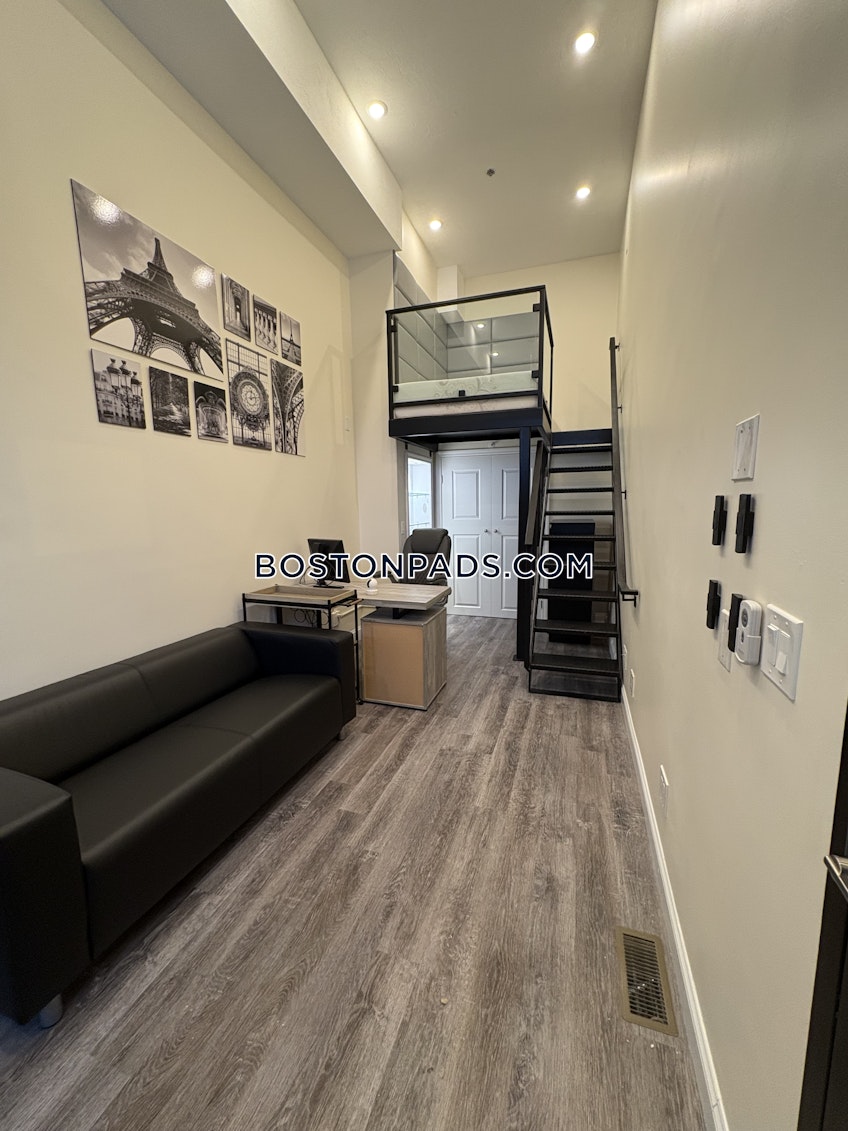 Boston - $3,500+ /month