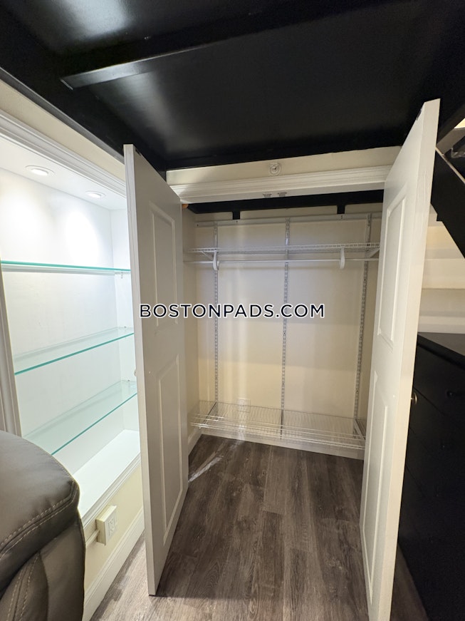 Boston - $3,500+ /mo