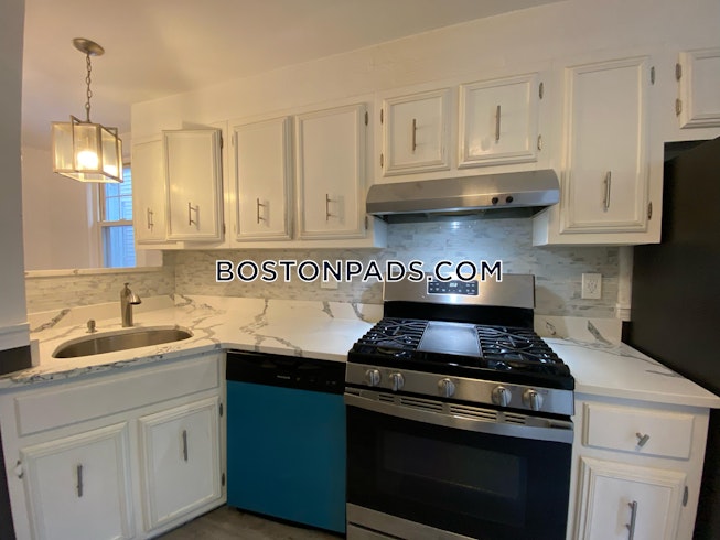 Boston - $4,500+ /mo