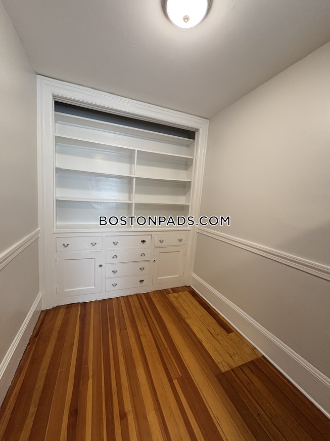 Brookline - $2,900+ /mo