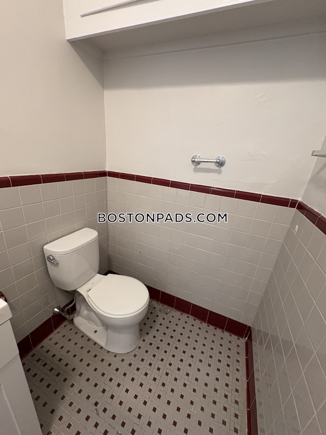 Brookline - $2,900+ /mo