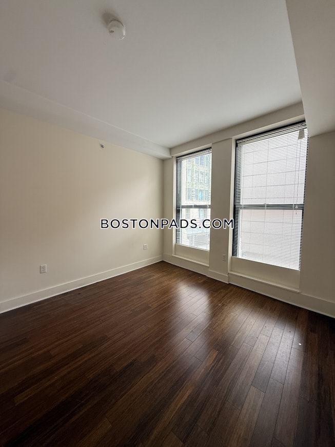 Boston - $3,800+ /mo