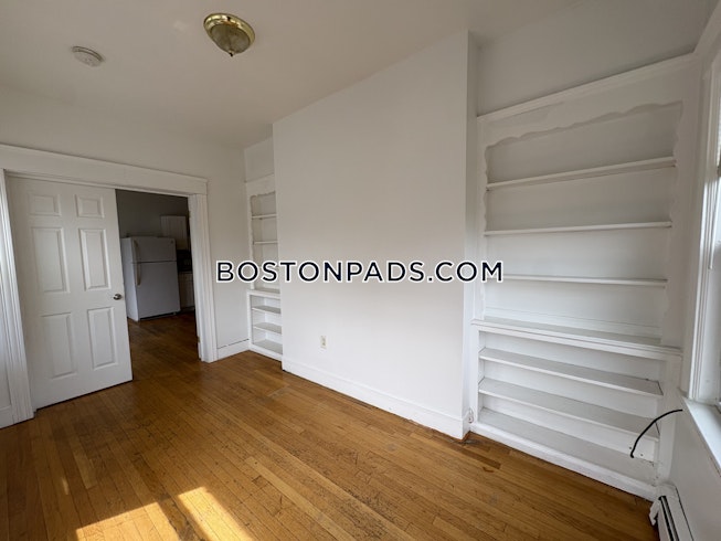 Newton - $7,800+ /mo