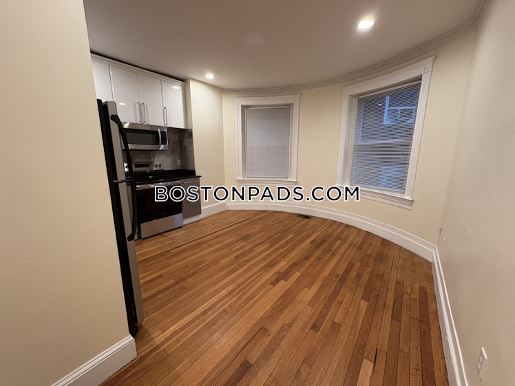 Winthrop Rd., Brookline