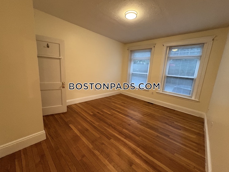 Winthrop Rd., Brookline