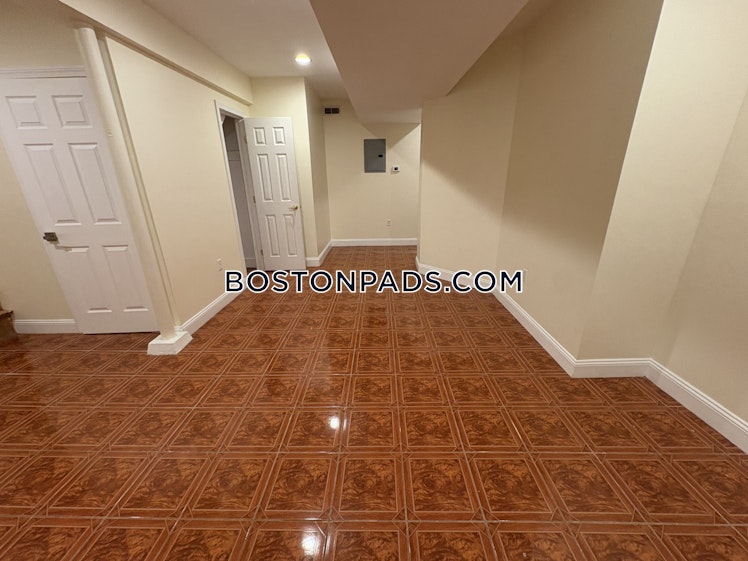 Winthrop Rd., Brookline