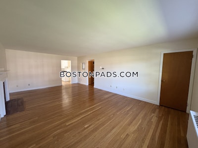 Lexington 3 Bed 2 Bath LEXINGTON $4,400 - $3,575 No Fee