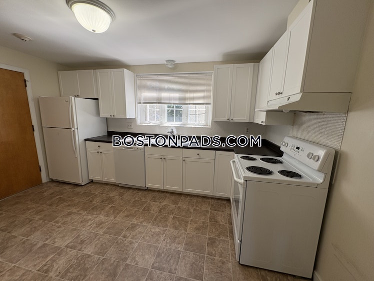 Captain Parker Arms, Lexington