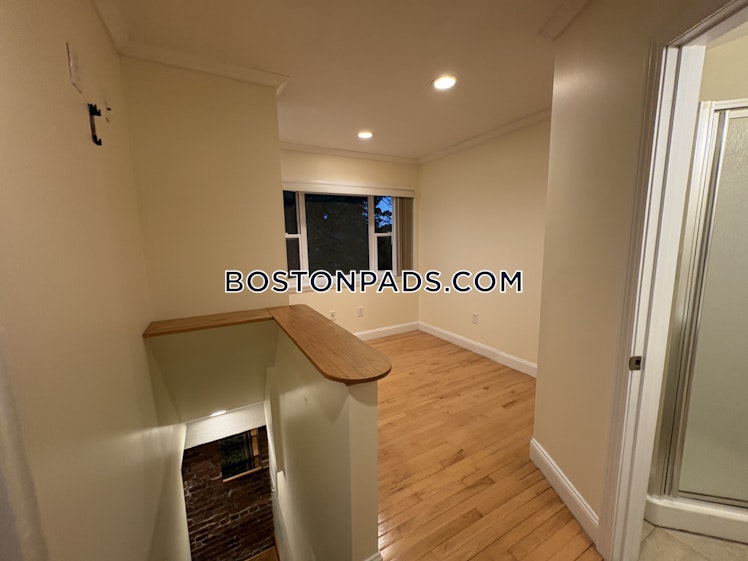 Winthrop Rd., Brookline