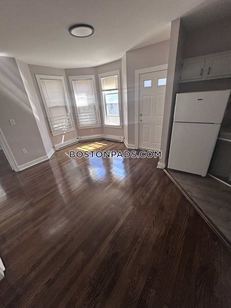 Willowwood St., Boston