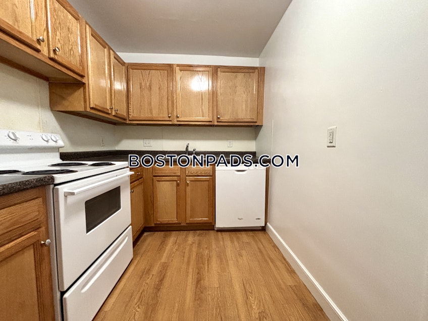 Brookline - $3,075+ /month
