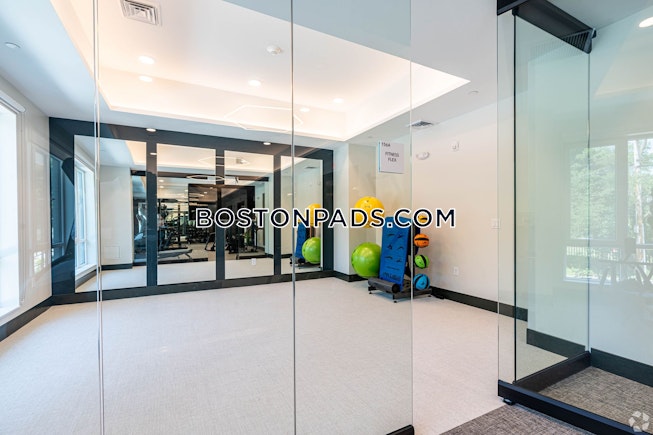 Boston - $3,262+ /mo