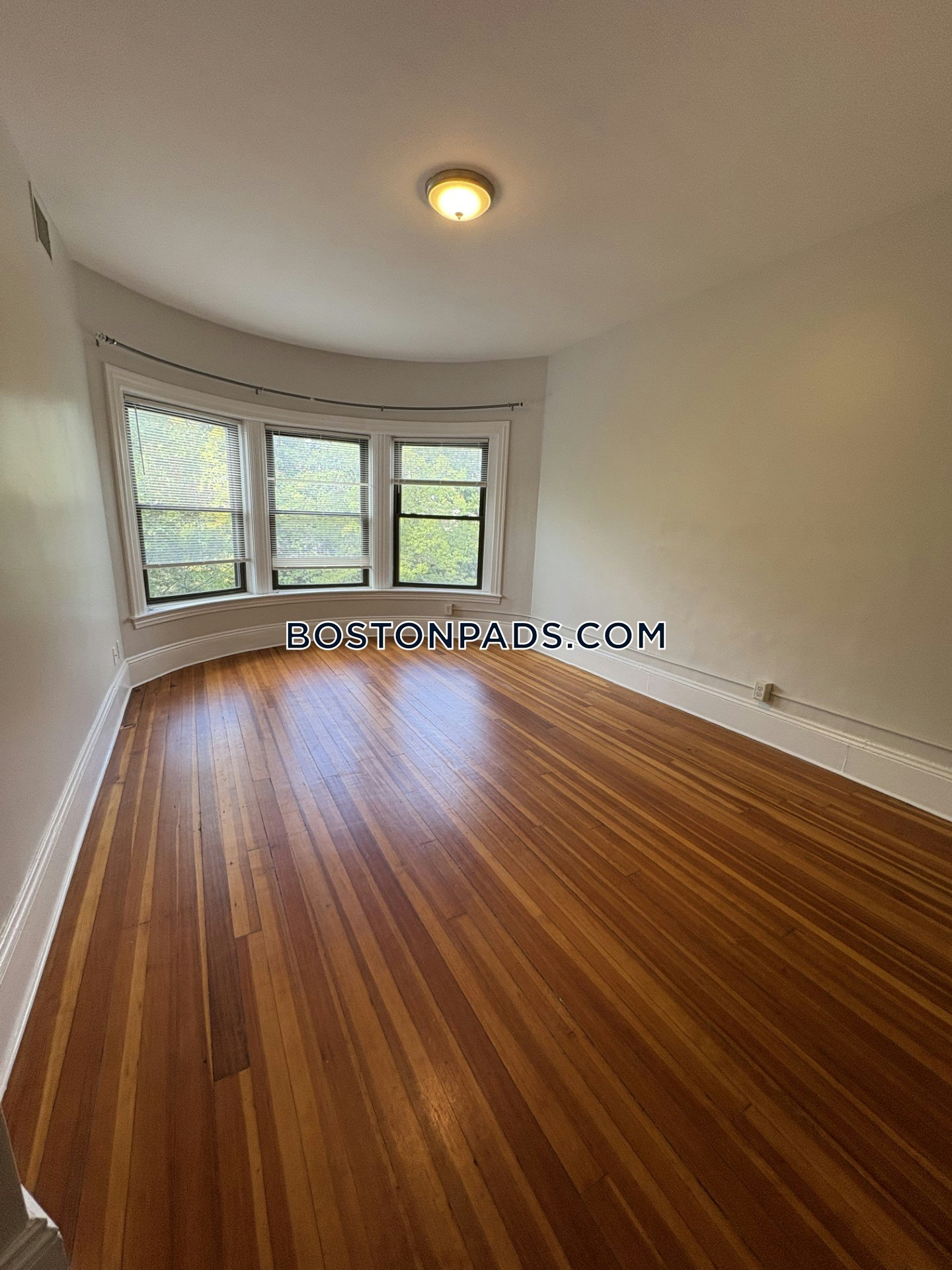Brookline - $2,900