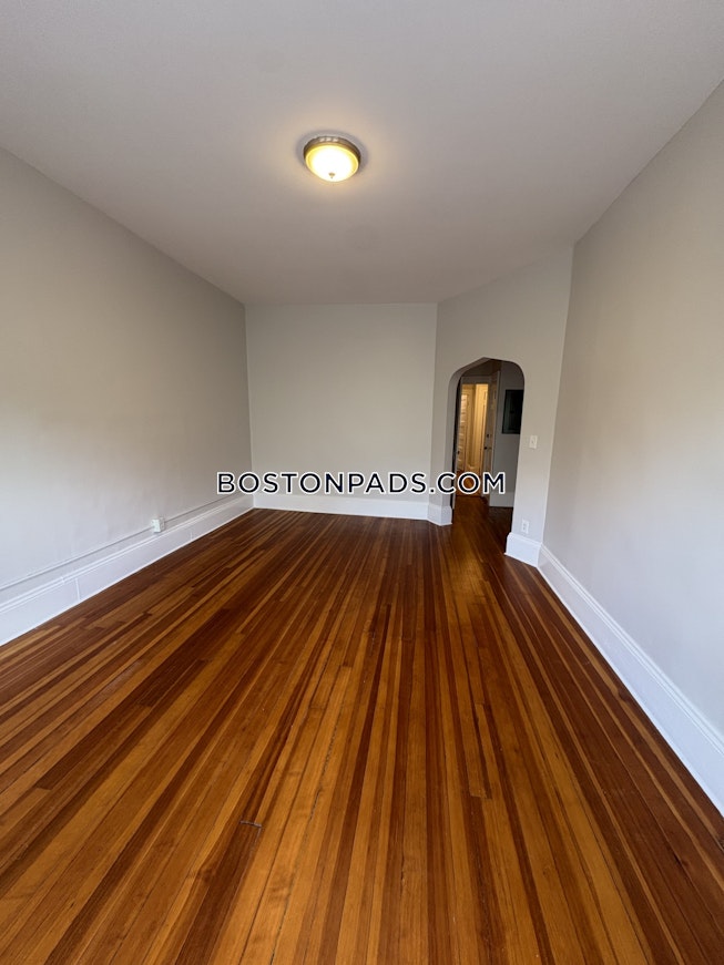 Brookline - $2,900+ /mo