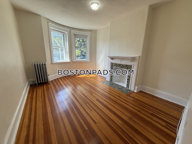 Boston - $2,295+ /mo