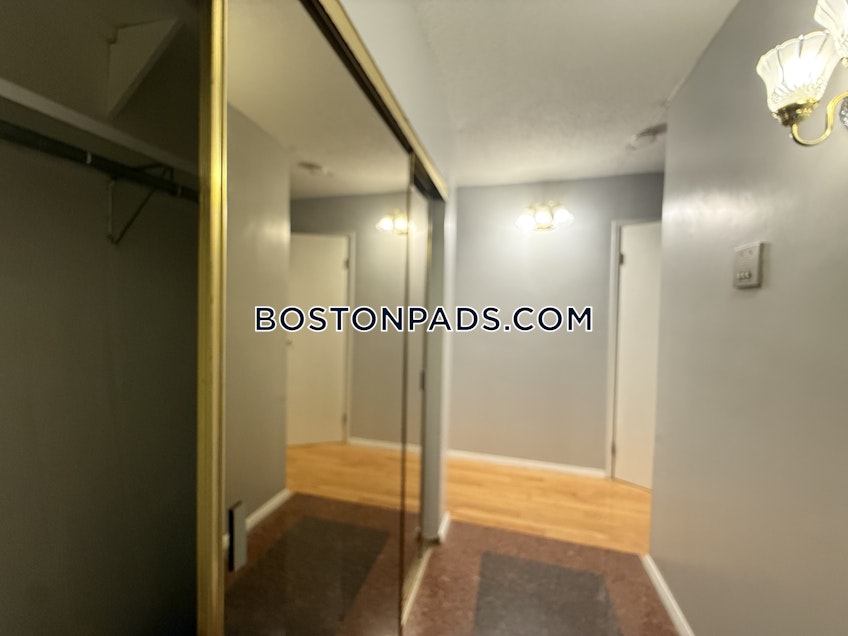 Boston - $3,000+ /month