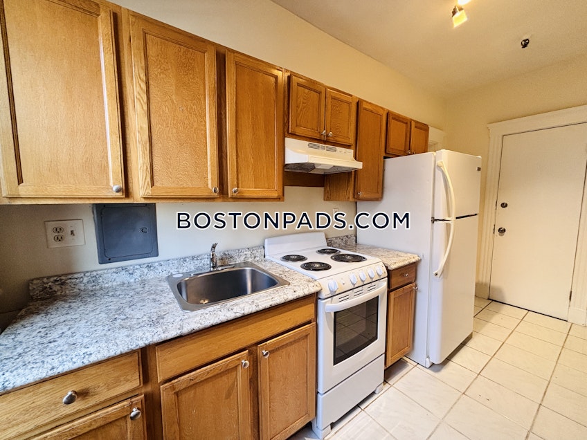 Boston - $3,800+ /month