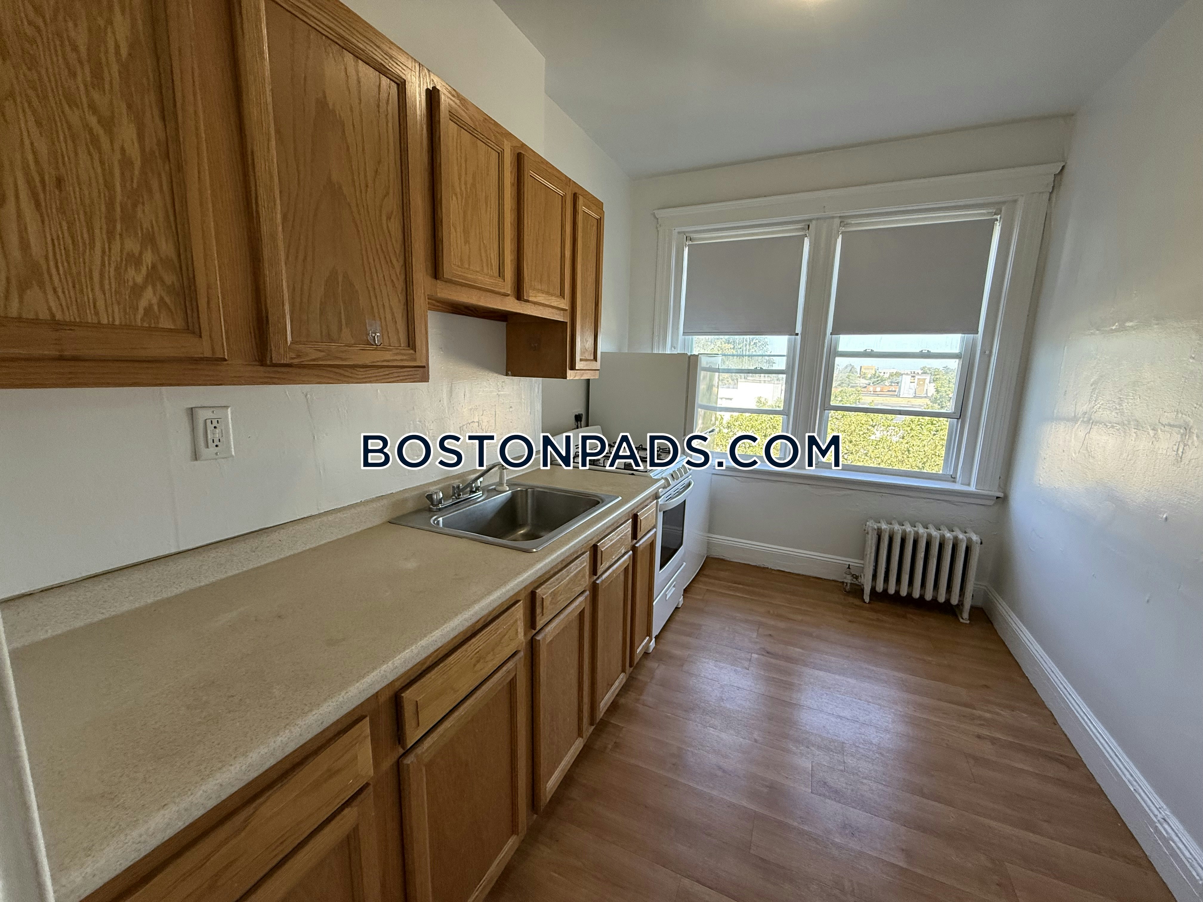 Commonwealth Ave. Boston