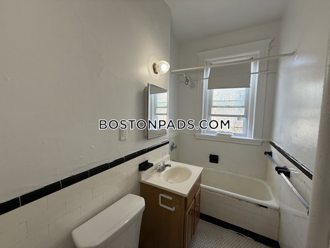 Boston - $2,295+ /mo