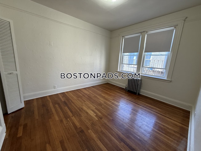 Boston - $2,295+ /mo