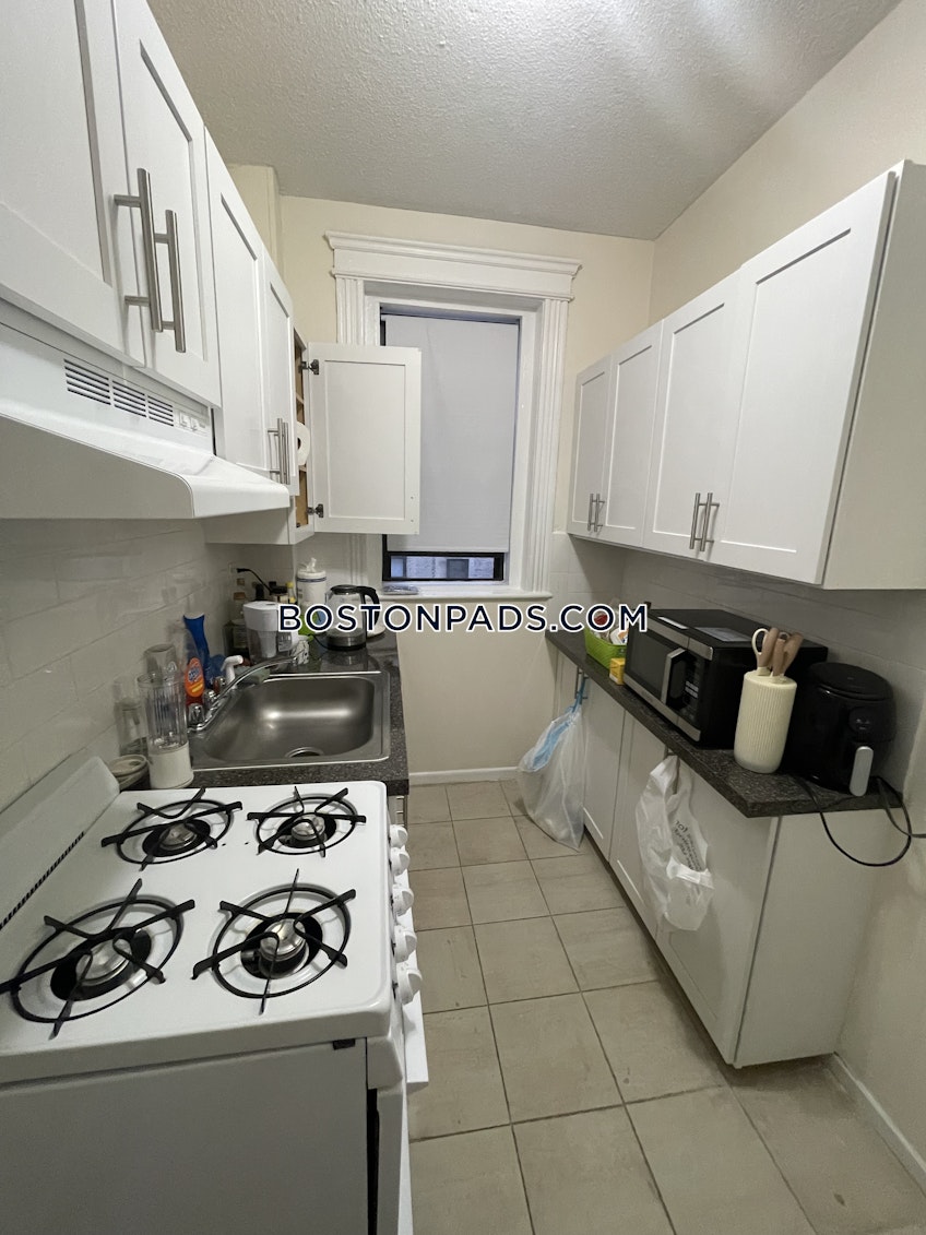 Boston - $2,400+ /month