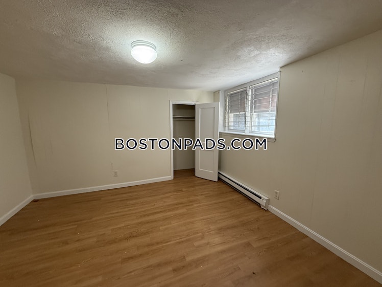 Sutherland Rd., Boston