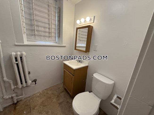 Boston - $2,295+ /mo