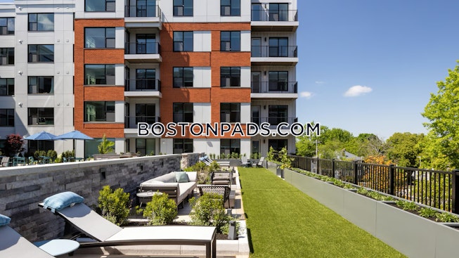 Boston - $3,780+ /mo