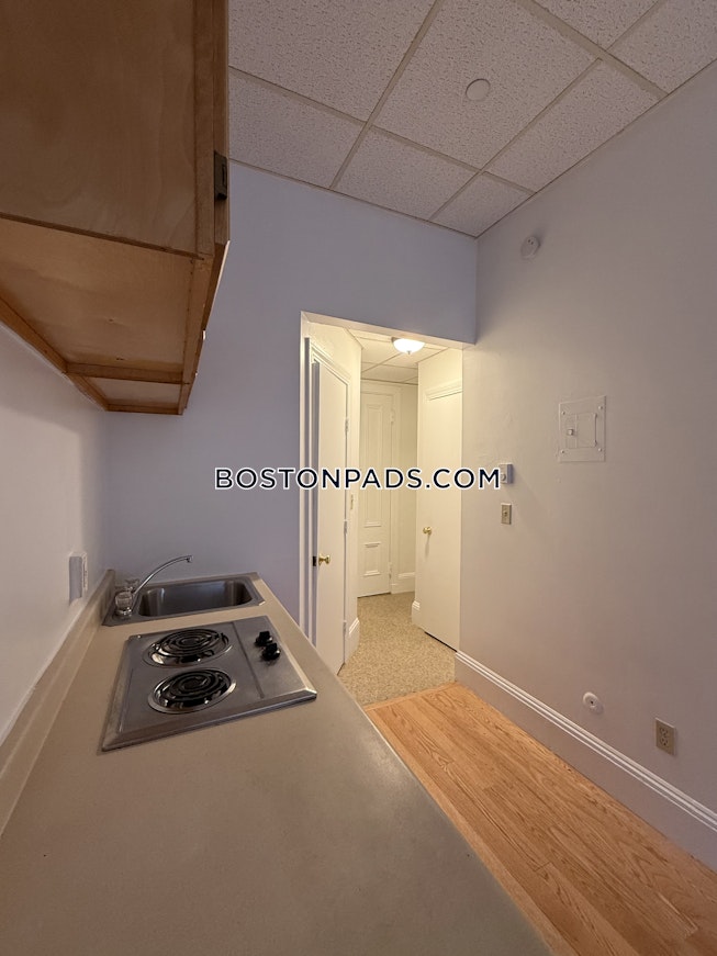Boston - $1,995+ /mo