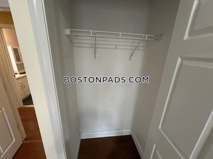 West 8th St., Boston