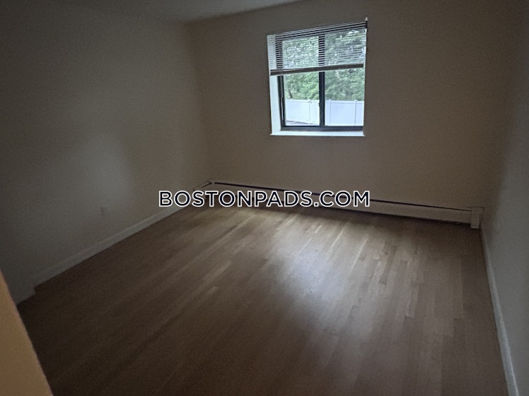 Homer Ave., Cambridge