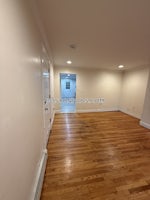 Lexington St., Boston