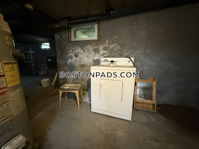 Somerville - $8,200+ /mo