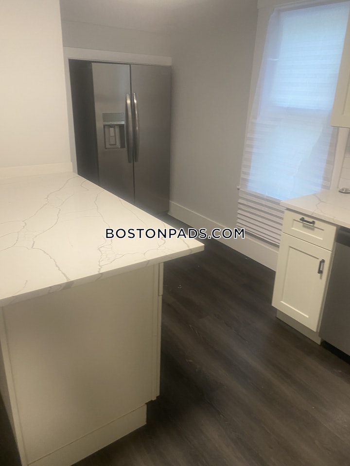 east-boston-4-beds-1-bath-boston-3700-8009287 