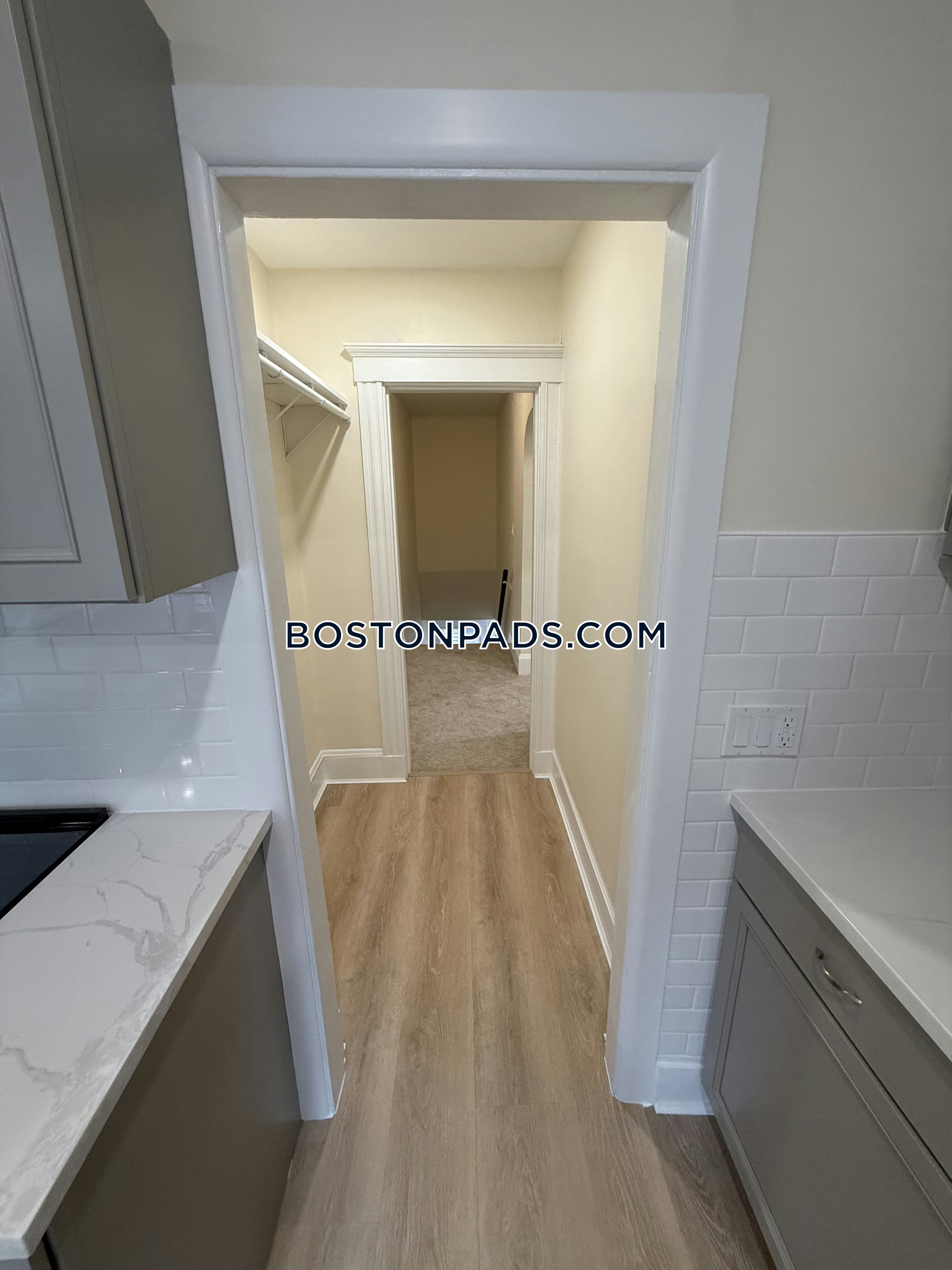 Boston - 2 Beds, 1 Baths