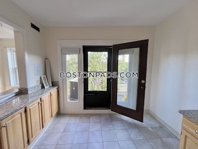 Allston 3 Bed 1.5 Bath BOSTON Boston - $3,250 No Fee