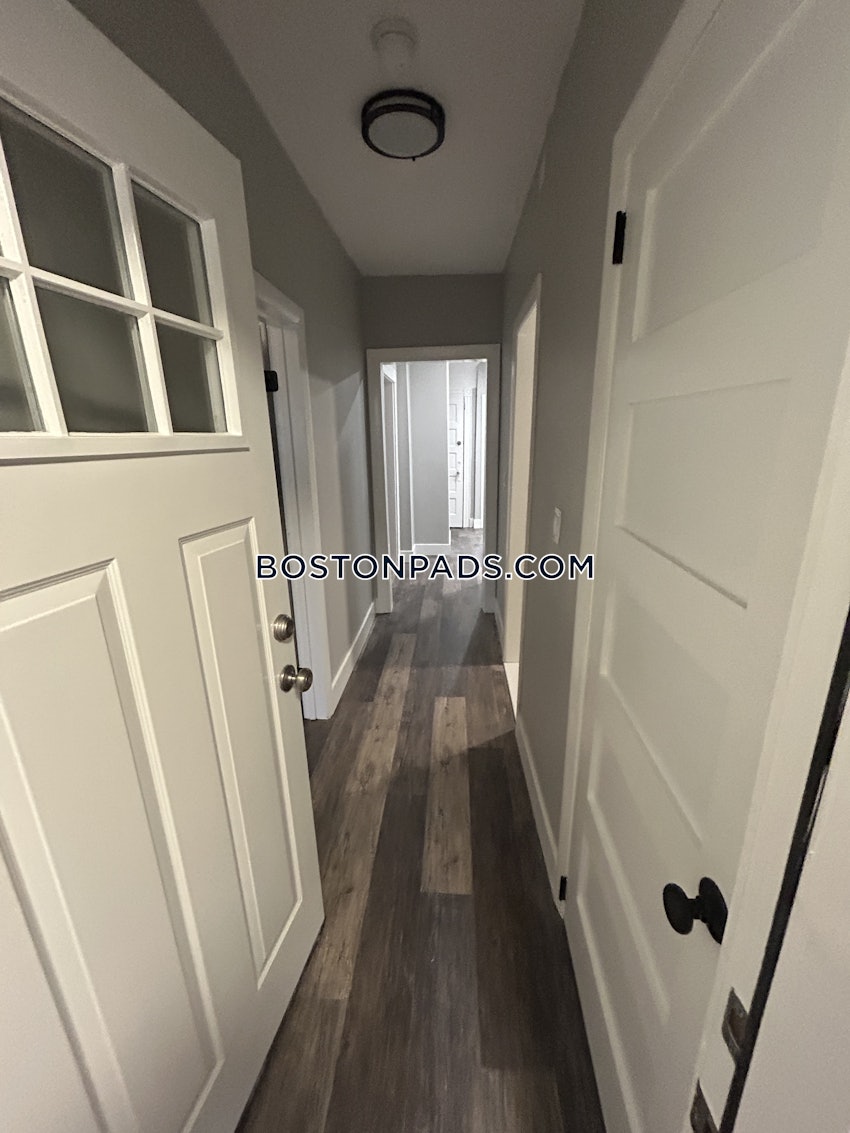MEDFORD - TUFTS - 2 Beds, 1 Bath - Image 4
